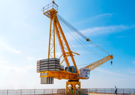 生輝航富勒烯納米產(chǎn)品 助推重型機械產(chǎn)業(yè)節(jié)能減損，賦能礦山與建筑設備